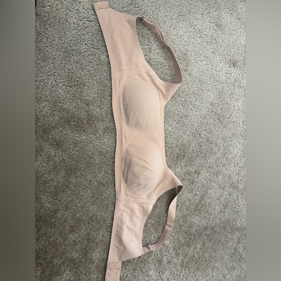 Skims Naked Scoop Bralette - Picture 5 of 6